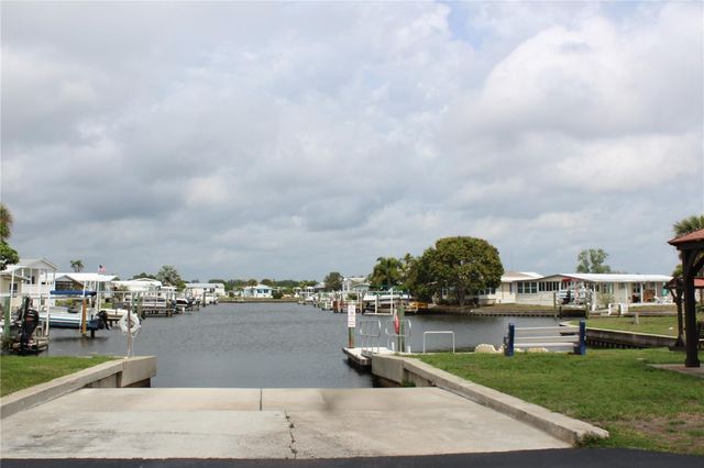 6807 MOUNT PLEASANT ROAD NE 51, St Petersburg, FL 33702