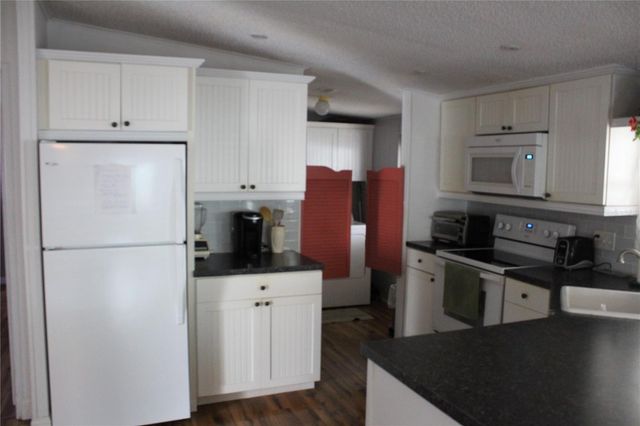 6807 MOUNT PLEASANT ROAD NE 51, St Petersburg, FL 33702