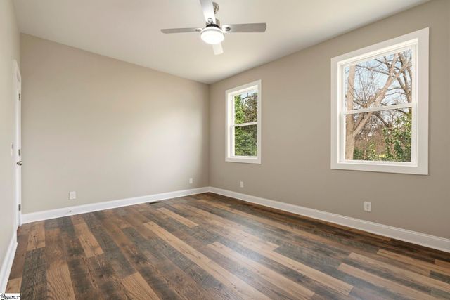 34 3rd Street, Greenville, SC 29611