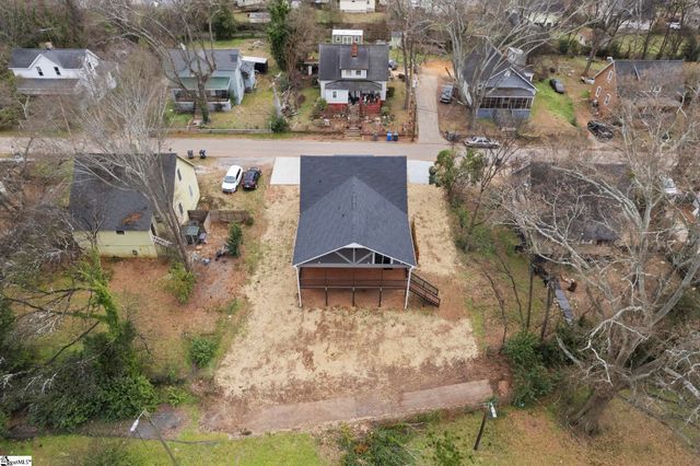 34 3rd Street, Greenville, SC 29611