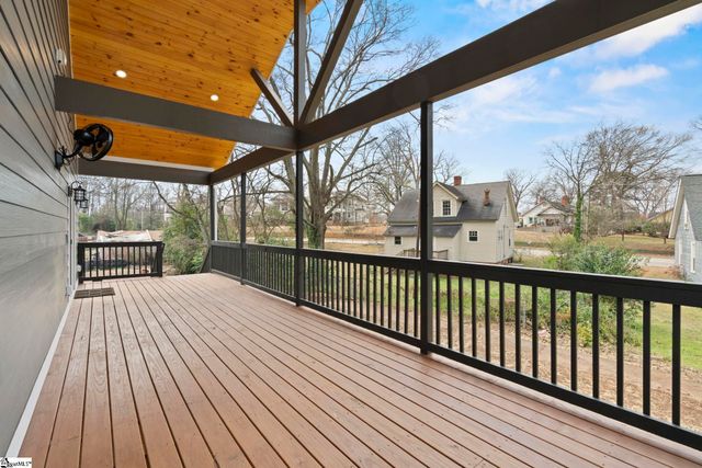 34 3rd Street, Greenville, SC 29611