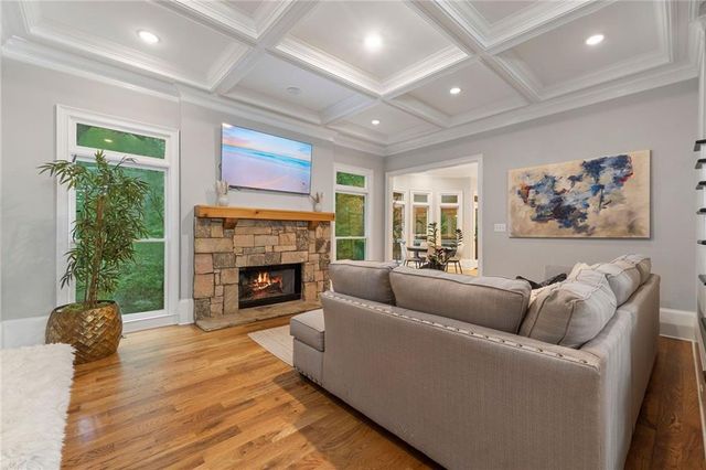5120 Post Oak Tritt Road NE, Roswell, GA 30075