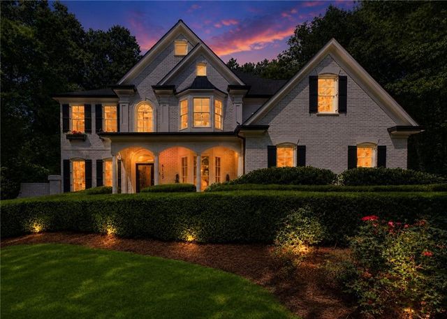 5120 Post Oak Tritt Road NE, Roswell, GA 30075