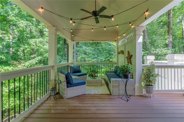 5120 Post Oak Tritt Road NE, Roswell, GA 30075