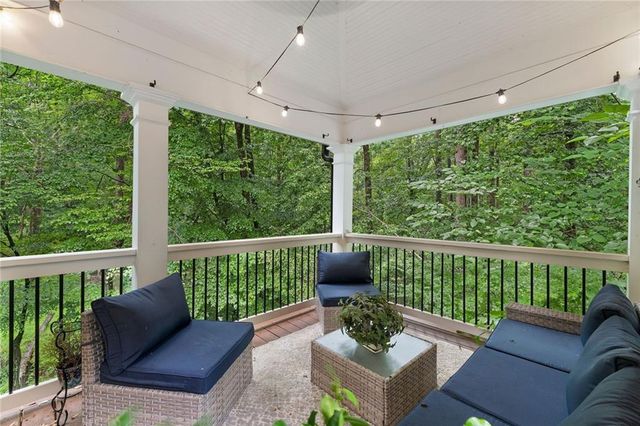 5120 Post Oak Tritt Road NE, Roswell, GA 30075