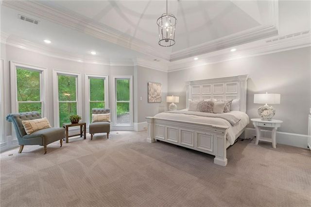 5120 Post Oak Tritt Road NE, Roswell, GA 30075