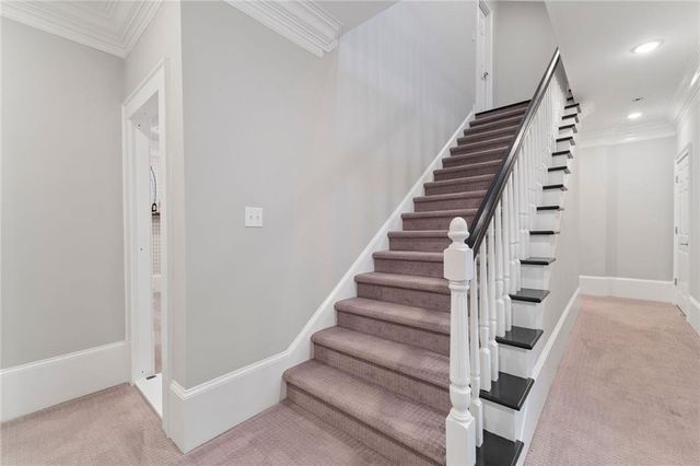 5120 Post Oak Tritt Road NE, Roswell, GA 30075