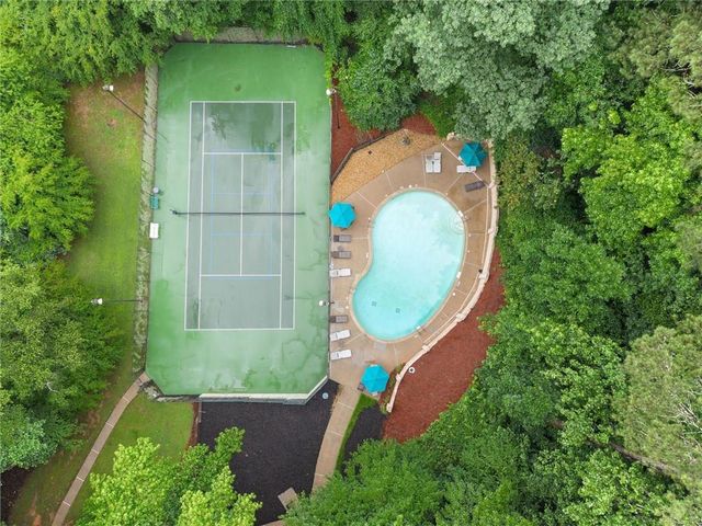 5120 Post Oak Tritt Road NE, Roswell, GA 30075