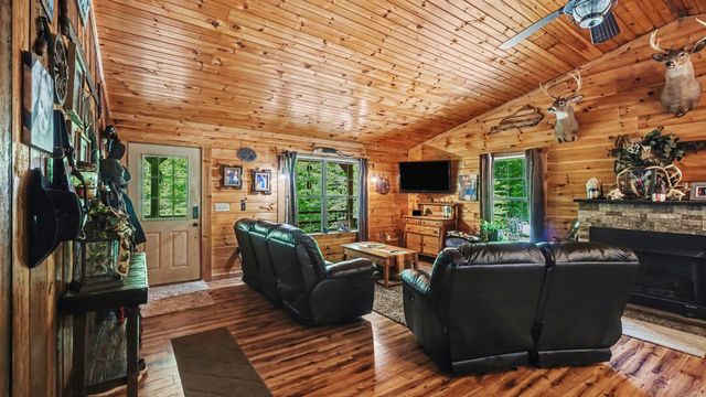 1630 Lower Hatcher Creek Road, Stanton, KY 40380