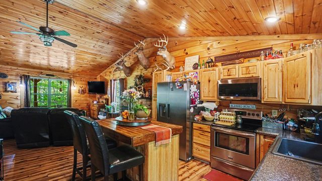 1630 Lower Hatcher Creek Road, Stanton, KY 40380