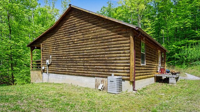 1630 Lower Hatcher Creek Road, Stanton, KY 40380