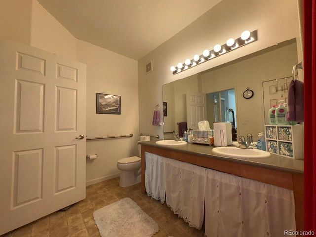 23405 E 5th Place 104, Aurora, CO 80018