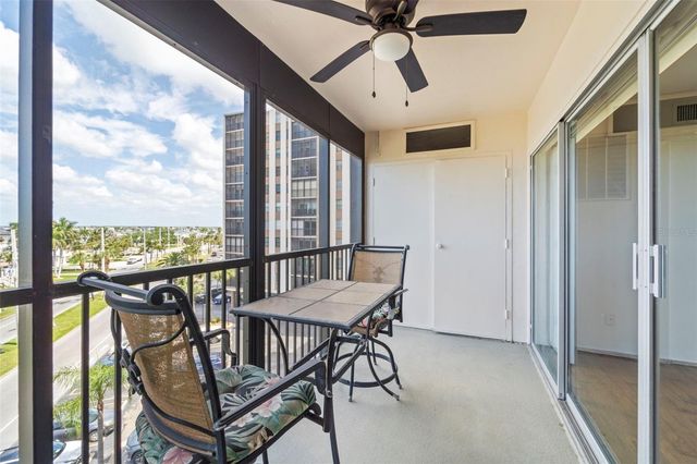 10355 PARADISE BOULEVARD 403, Treasure Island, FL 33706