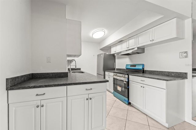 10355 PARADISE BOULEVARD 403, Treasure Island, FL 33706