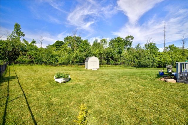 97 Lianne Drive, Greece, NY 14626