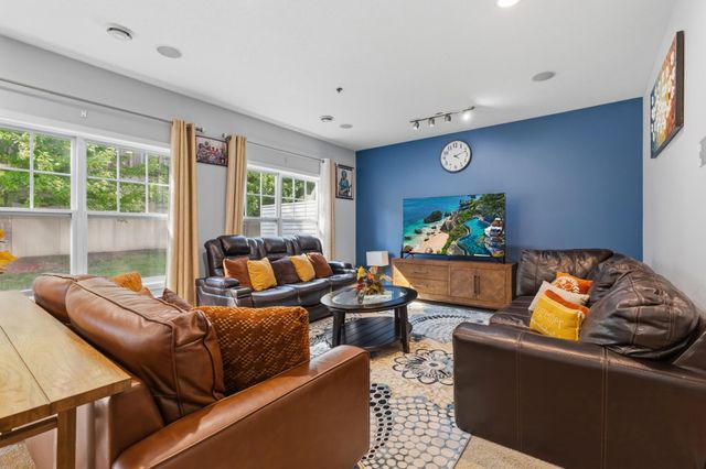 5144 Parker Circle, Robbinsdale, MN 55422