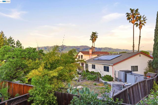 60 Jacklin Pl, Milpitas, CA 95035