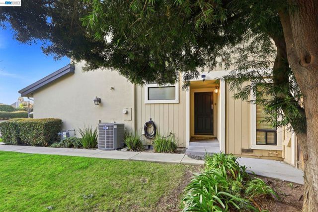 60 Jacklin Pl, Milpitas, CA 95035