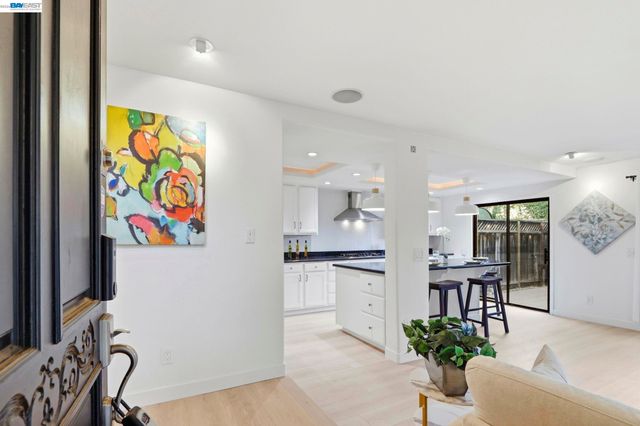 60 Jacklin Pl, Milpitas, CA 95035