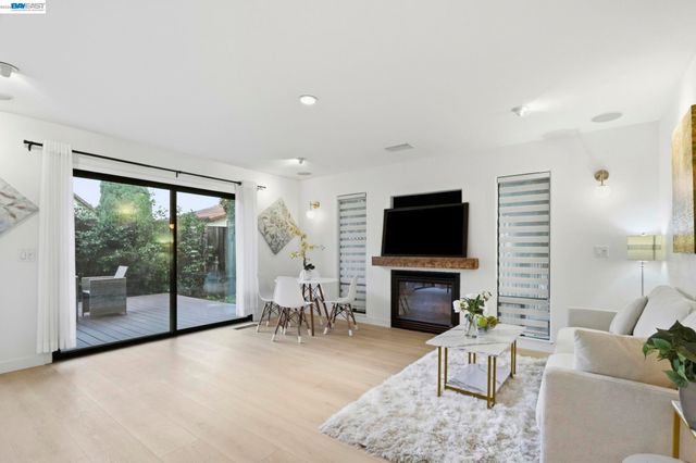 60 Jacklin Pl, Milpitas, CA 95035