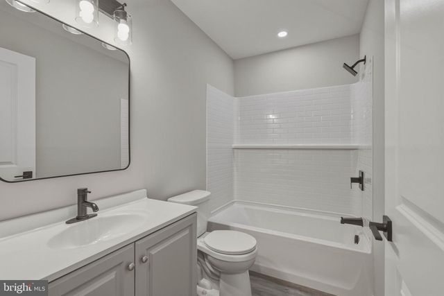 211 STOTESBURY AVE, Newfield, NJ 08344