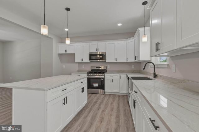 211 STOTESBURY AVE, Newfield, NJ 08344