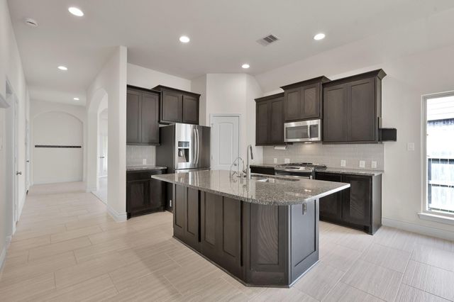 122 Kinnerly Peak Place, Montgomery, TX 77316