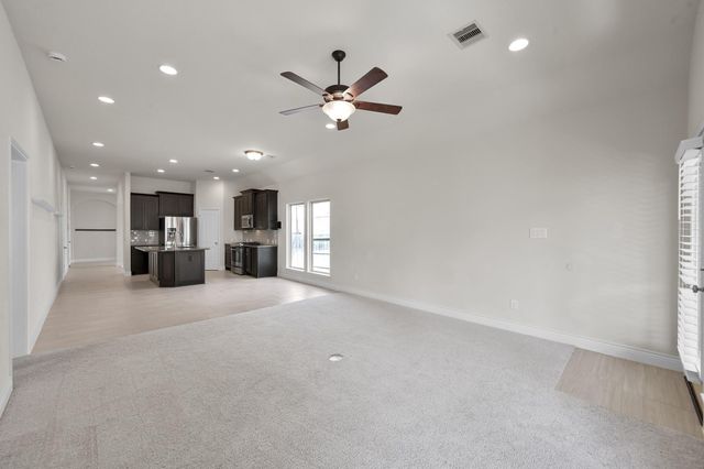122 Kinnerly Peak Place, Montgomery, TX 77316
