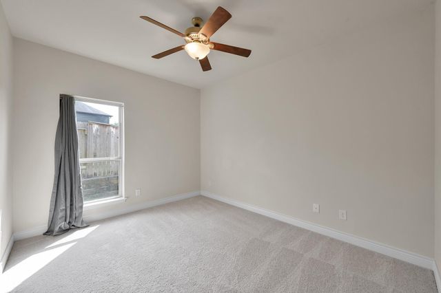 122 Kinnerly Peak Place, Montgomery, TX 77316