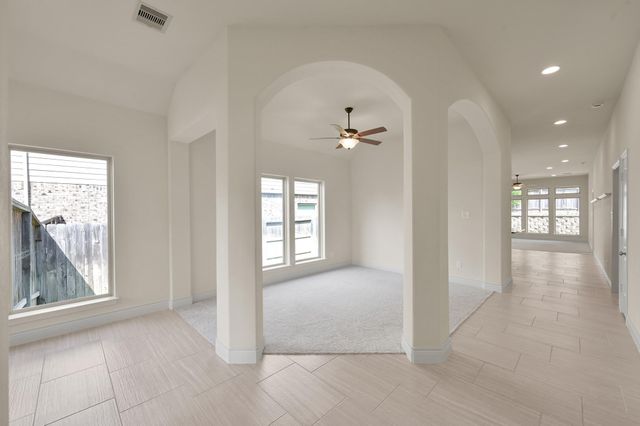 122 Kinnerly Peak Place, Montgomery, TX 77316