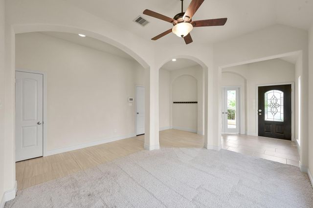 122 Kinnerly Peak Place, Montgomery, TX 77316