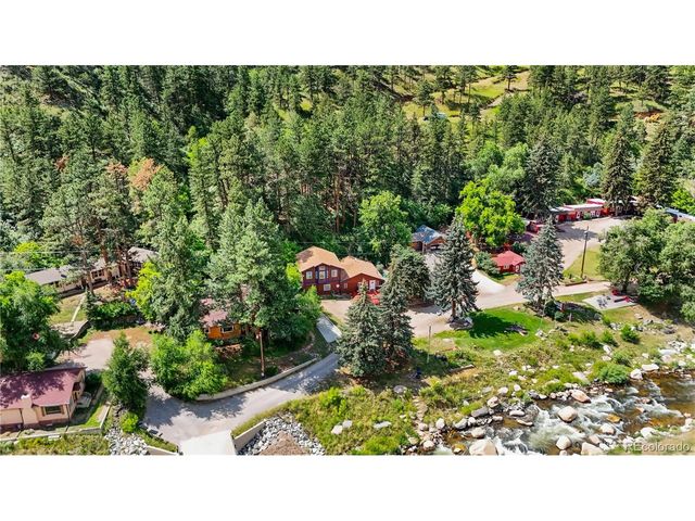 32 Idlewild Ln, Loveland, CO 80537