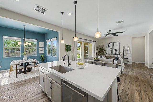 10717 E TARRAGON Avenue, Mesa, AZ 85212