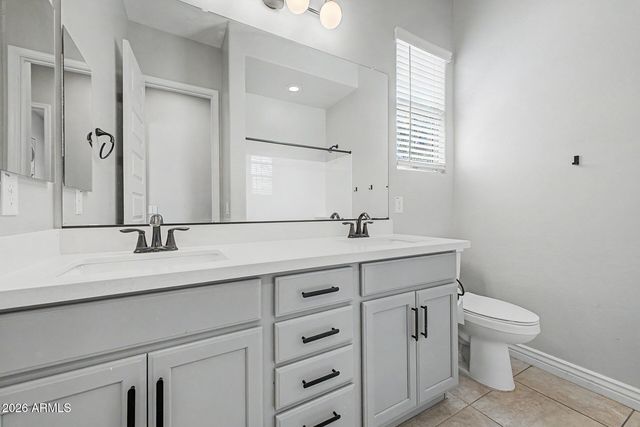 10717 E TARRAGON Avenue, Mesa, AZ 85212