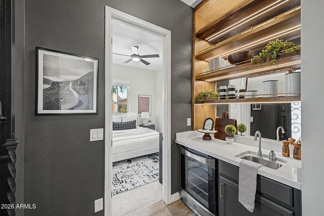 10717 E TARRAGON Avenue, Mesa, AZ 85212
