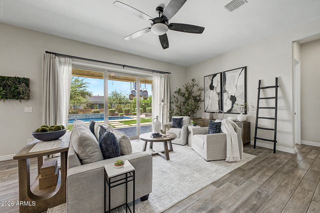 10717 E TARRAGON Avenue, Mesa, AZ 85212