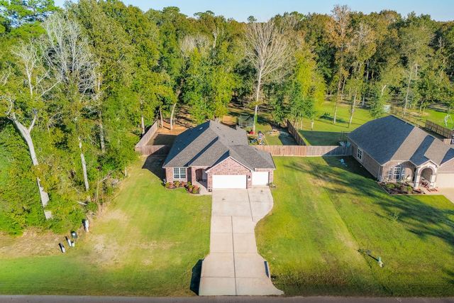 99 Road 6605, Dayton, TX 77535