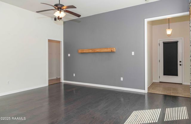 111 Gray Birch Loop, Youngsville, LA 70592