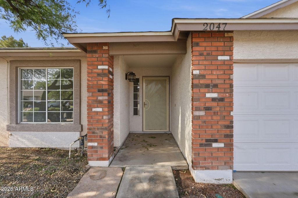 2047 E TEMPLE Court, Gilbert, AZ 85296 — photo 3