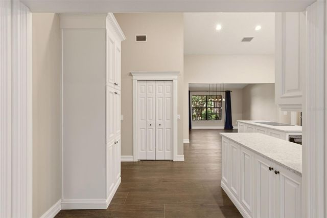 215 SOVEREIGN COURT, Altamonte Springs, FL 32701