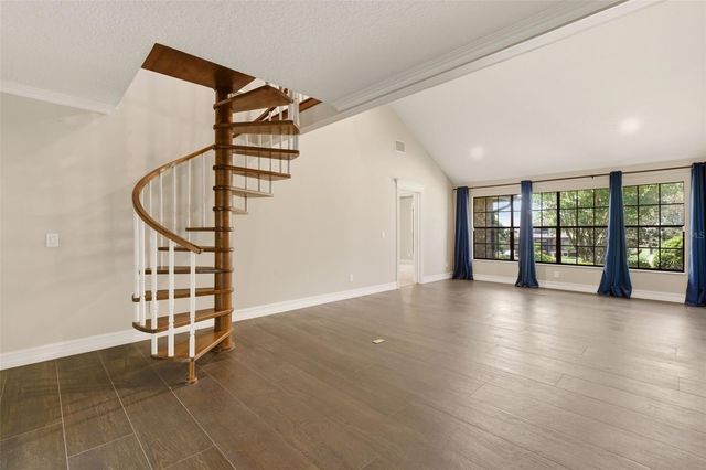 215 SOVEREIGN COURT, Altamonte Springs, FL 32701