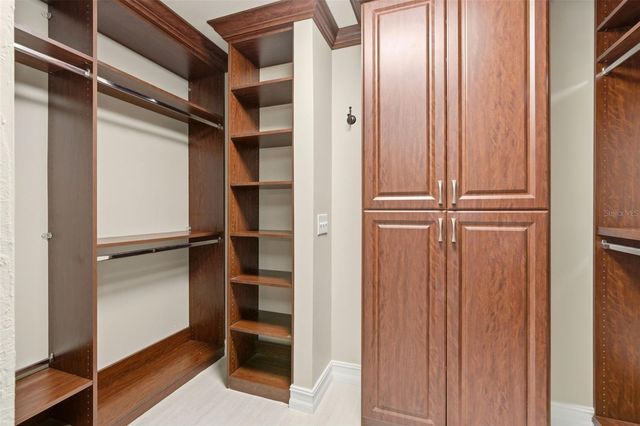 215 SOVEREIGN COURT, Altamonte Springs, FL 32701