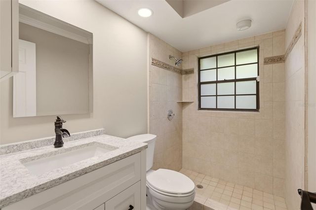215 SOVEREIGN COURT, Altamonte Springs, FL 32701