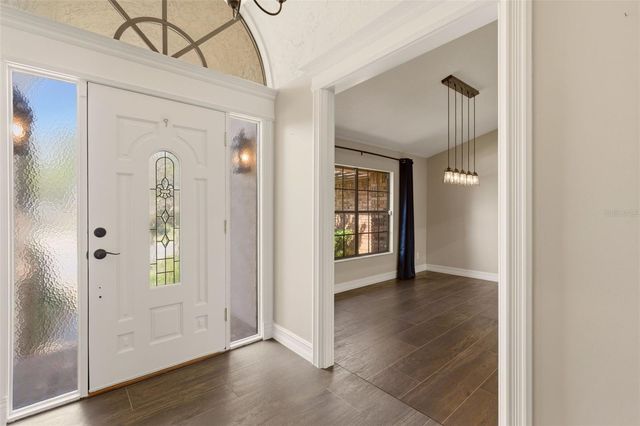 215 SOVEREIGN COURT, Altamonte Springs, FL 32701