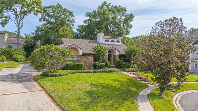 215 SOVEREIGN COURT, Altamonte Springs, FL 32701
