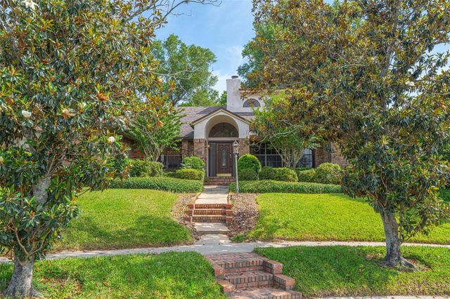 215 SOVEREIGN COURT, Altamonte Springs, FL 32701
