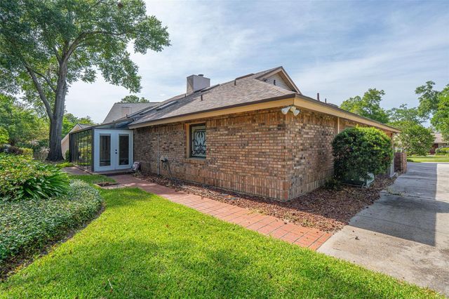 215 SOVEREIGN COURT, Altamonte Springs, FL 32701
