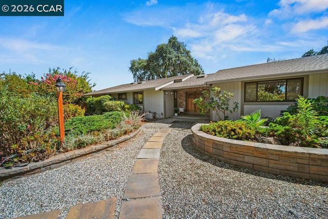 555 Kismet Ct, Walnut Creek, CA 94597