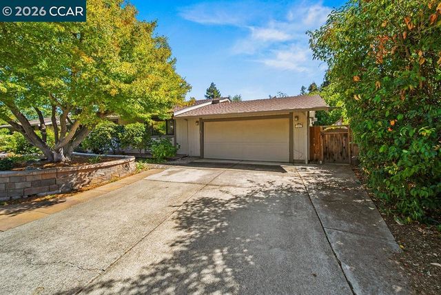 555 Kismet Ct, Walnut Creek, CA 94597