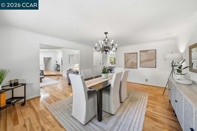 555 Kismet Ct, Walnut Creek, CA 94597